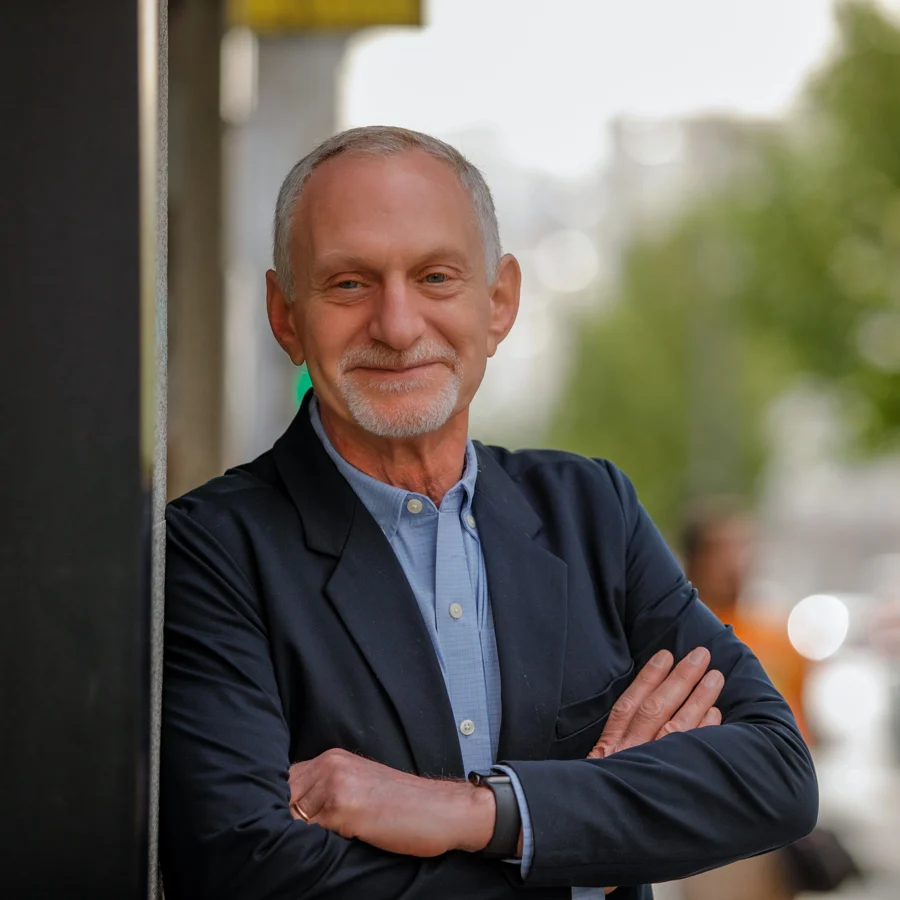 DR. ROBERT WALDINGER
